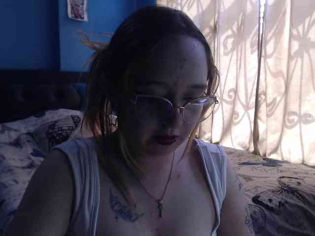 LiaaRoberts webcam