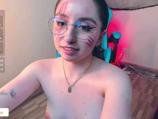 JulietaShelby webcam