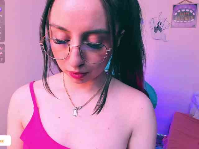 JulietaShelby webcam