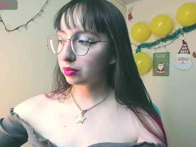 JulietaShelby webcam