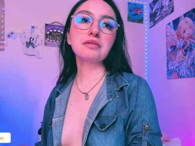 JulietaShelby webcam