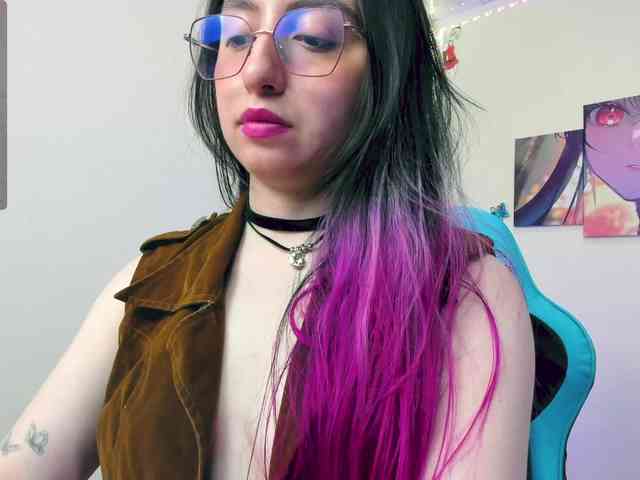 JulietaShelby webcam