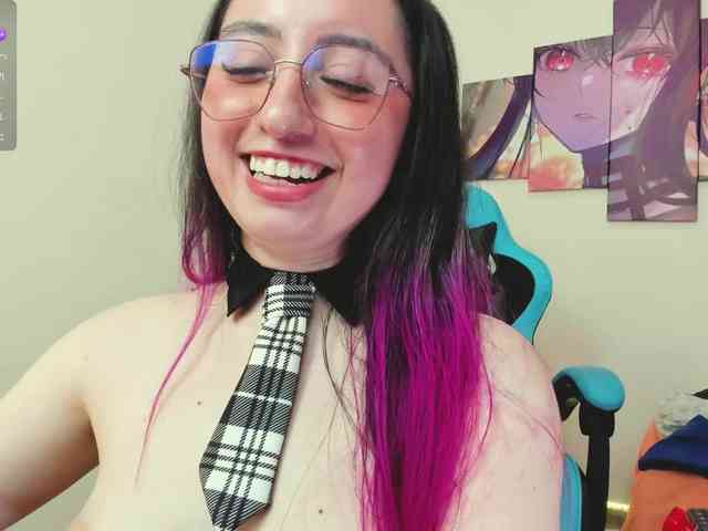 JulietaShelby webcam