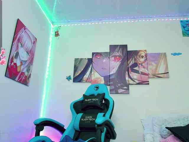 Модель: JulietaShelby