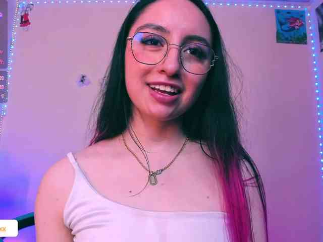 JulietaShelby webcam