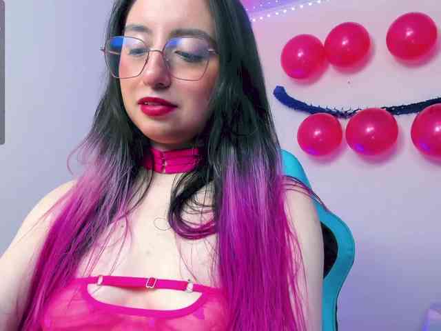 JulietaShelby webcam