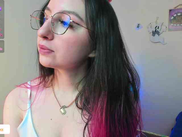 JulietaShelby webcam