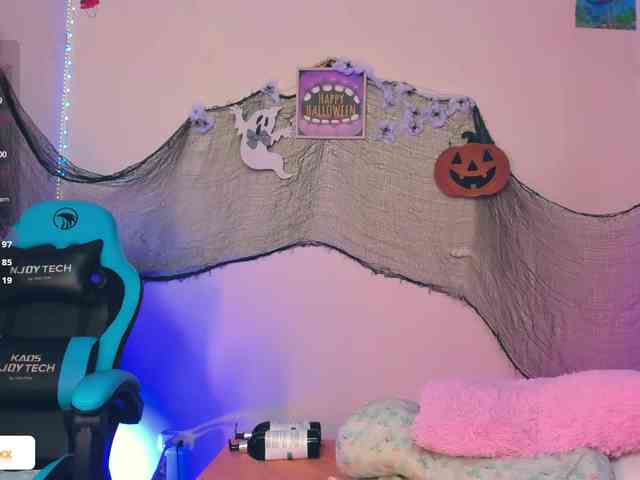 JulietaShelby webcam