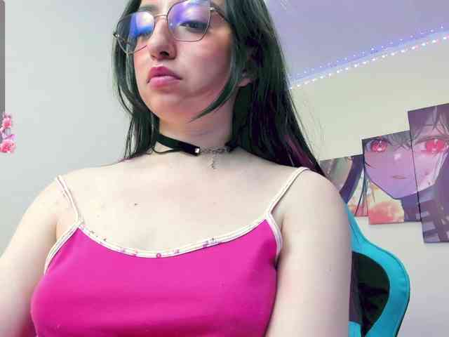 JulietaShelby webcam