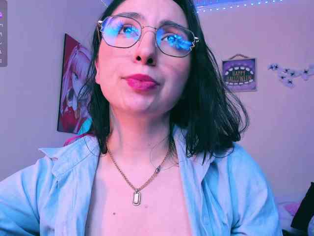 JulietaShelby webcam