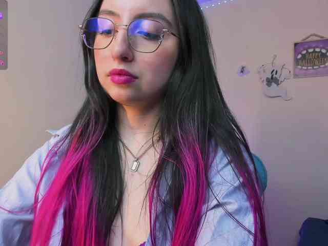 JulietaShelby webcam