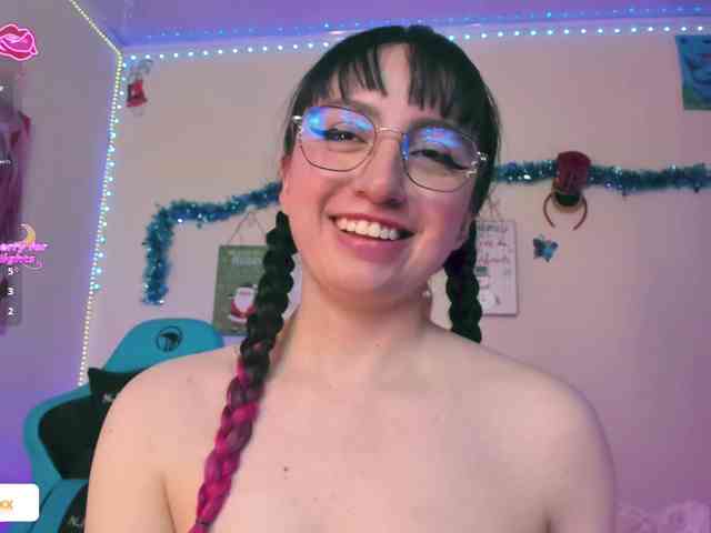 JulietaShelby webcam