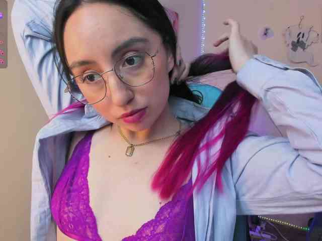JulietaShelby webcam