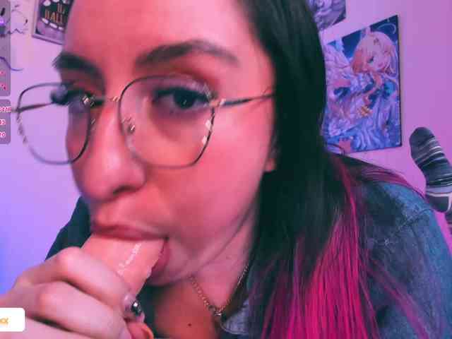 JulietaShelby webcam