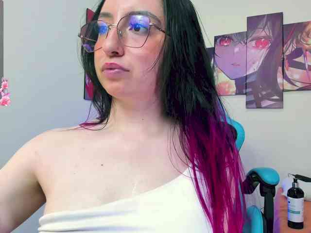 JulietaShelby webcam