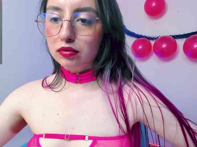 JulietaShelby webcam