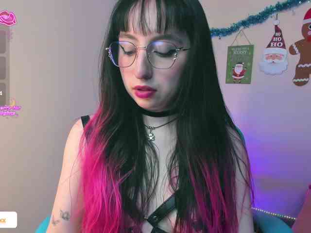 JulietaShelby webcam