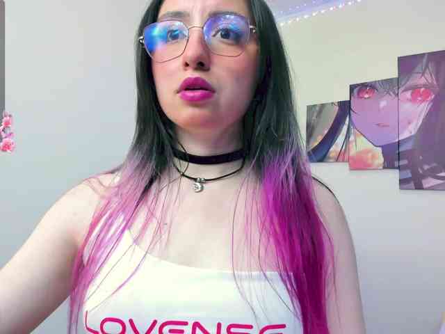 JulietaShelby webcam