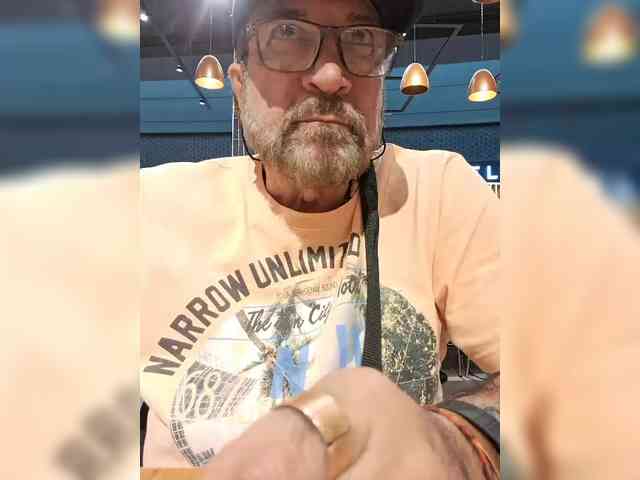 Leoncarpita Live Webcam on BongaCams