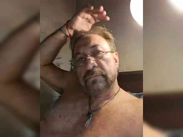 Leoncarpita webcam