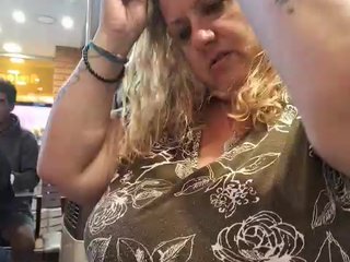 HOTBABYSUCKS1 Porn Show