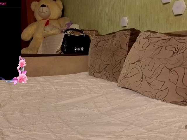 Miss-Katte's BongaCams show and profile