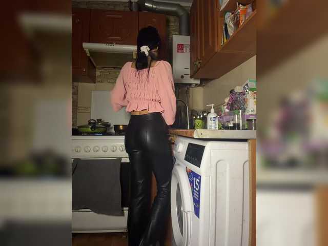 Miss-Katte's BongaCams show and profile