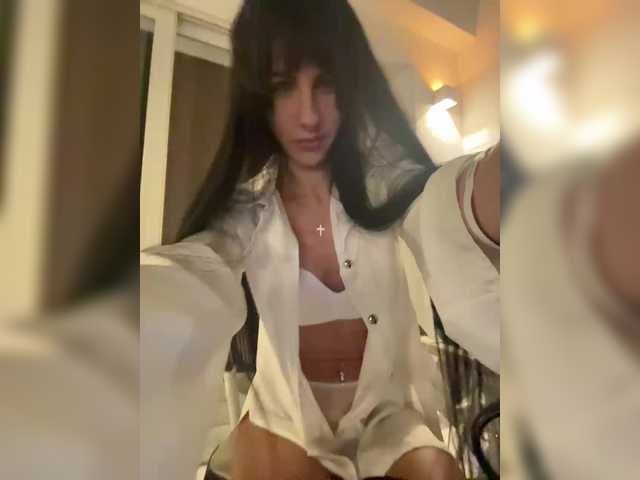 Miss-Katte's BongaCams show and profile