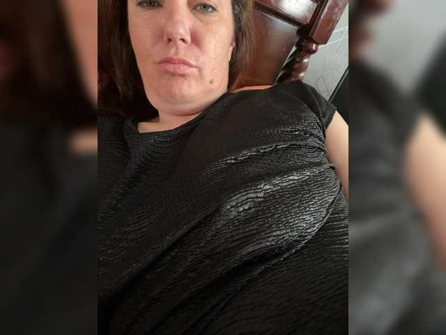 Danozka's BongaCams show and profile