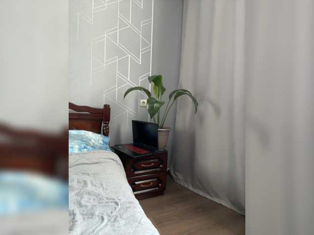 Danozka's BongaCams show and profile