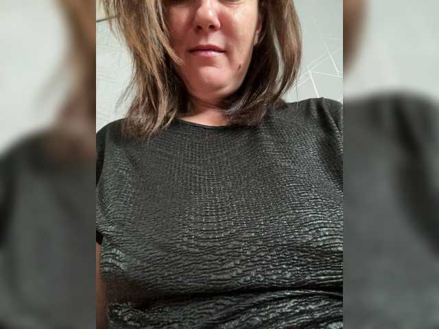 Danozka's BongaCams show and profile