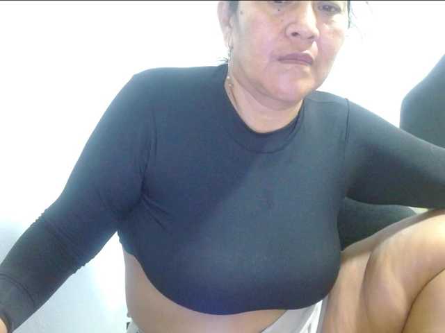 katiamature's BongaCams show and profile