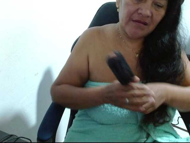 katiamature's BongaCams show and profile