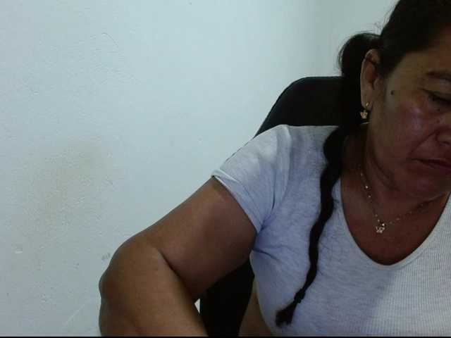 katiamature's BongaCams show and profile