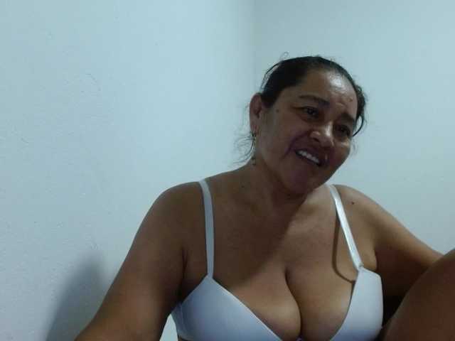katiamature's BongaCams show and profile