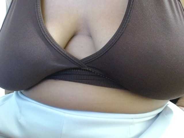 katiamature's BongaCams show and profile