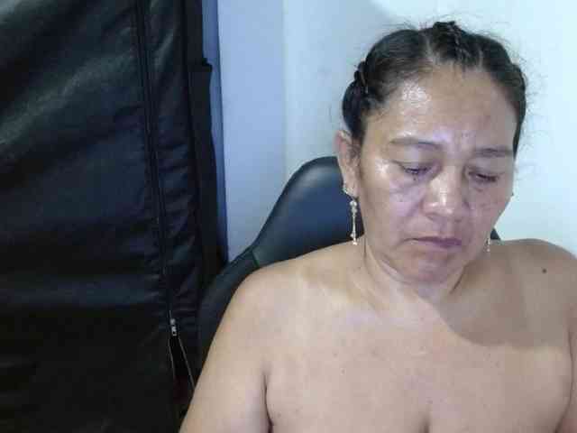 katiamature Live Webcam on BongaCams