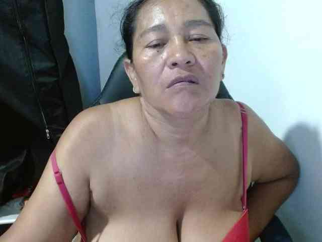 katiamature Live Webcam on {site_name}