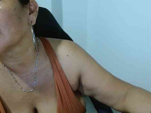 katiamature webcam