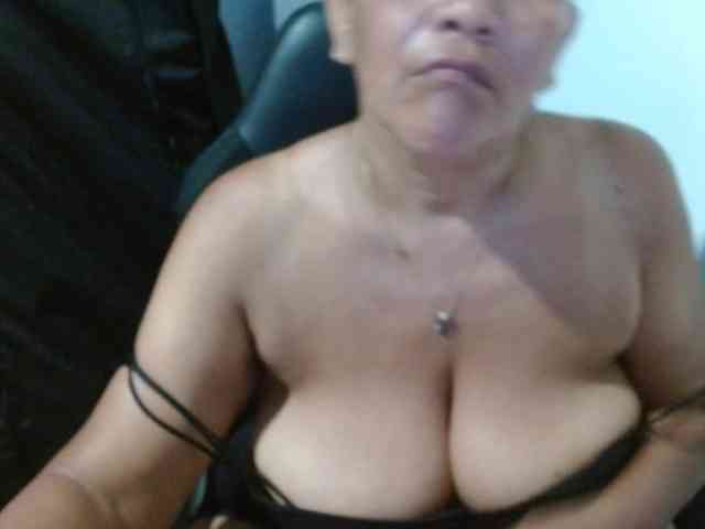 katiamature Live Webcam on BongaCams