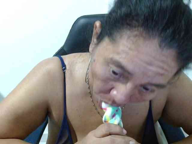 katiamature webcam