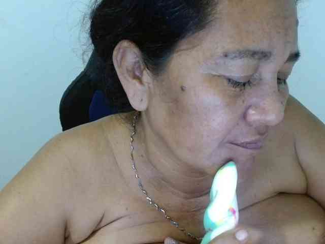 katiamature webcam