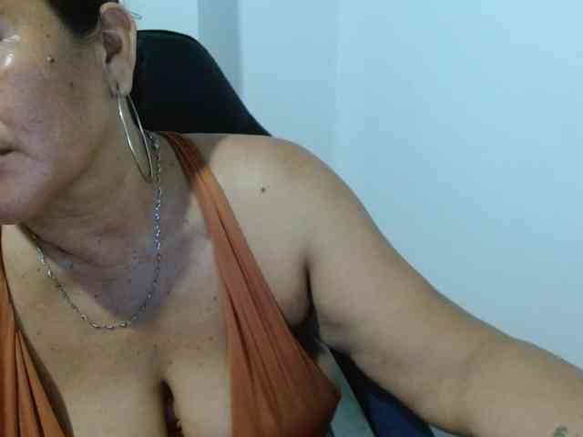 katiamature webcam