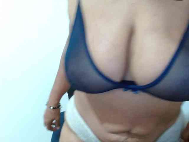 katiamature webcam