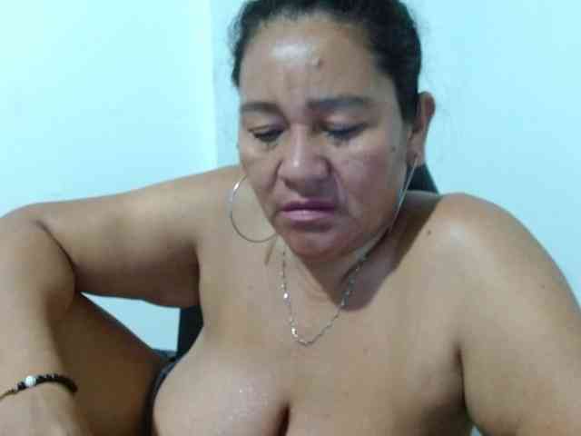 katiamature Live Webcam on BongaCams