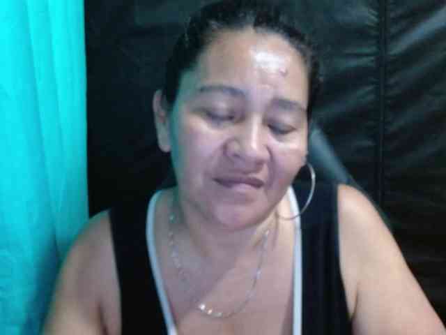 striptease chat room Katiamature