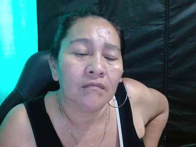 adult camming Katiamature
