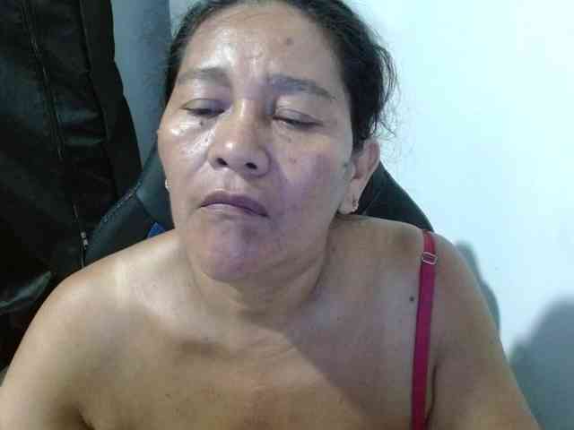 katiamature Live Webcam on {site_name}