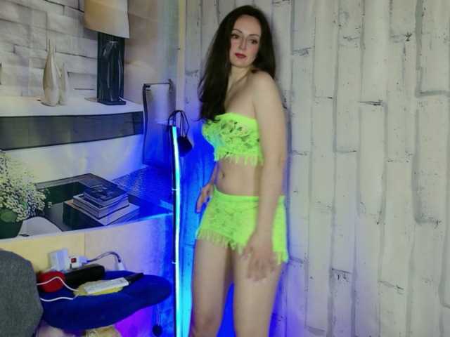 cooLLLemonade's BongaCams show and profile