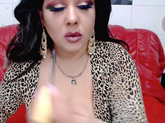 Kirayork's BongaCams show and profile